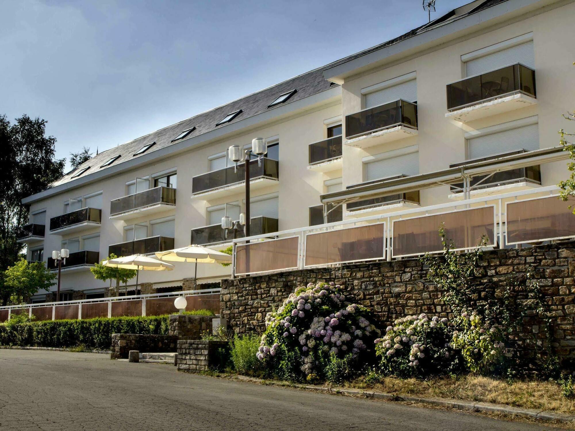 Authentic By Balladins - Rodez / Le Segala Baraqueville Eksteriør billede